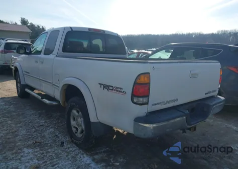 2002 Toyota Tundra Ltd V8 z USA, uszkodzony, nr VIN 5TBBT48142S291132